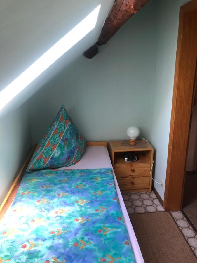 Ironico Homestay 4 Schlafzimmer Ferienwohnung 100 M2 Nahe Bostalsee Eisen  Экстерьер фото