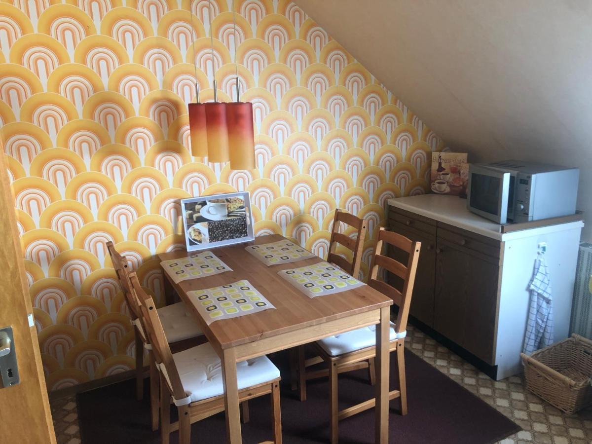 Ironico Homestay 4 Schlafzimmer Ferienwohnung 100 M2 Nahe Bostalsee Eisen  Экстерьер фото